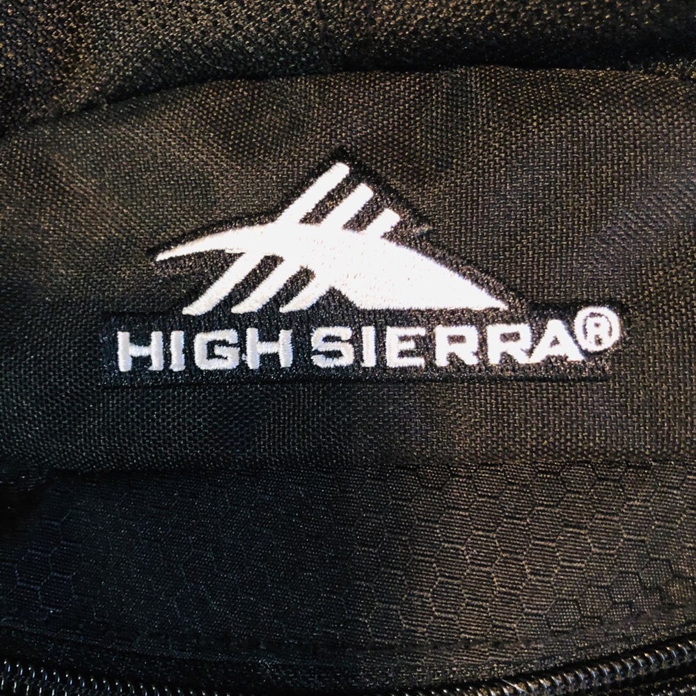 High Sierra Backpack - image 5